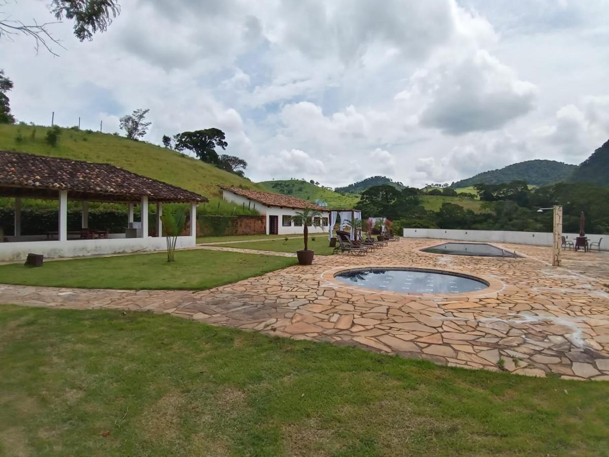 Hotel Fazenda Paciencia Santana dos Montes Luaran gambar